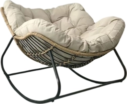 Sillón mecedor escandinavo Kokon en color beige