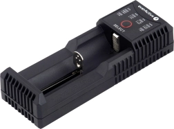 Cargador universal EVERACTIVE UC-100C con función de powerbank para Li‑ion y Ni‑MH