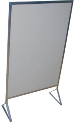 Pantalla protectora para estufa NEFALIT con soporte 74 × 61 cm (750 °C)