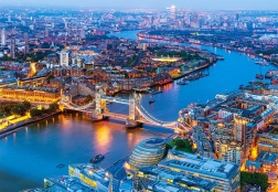 Vista aérea de Londres – puzzle de 1000 piezas CASTORLAND