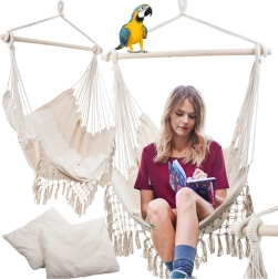 Silla colgante brasileña con cojines boho, beige