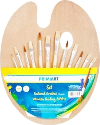 Paleta de pintura de madera con pinceles
