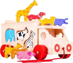 Bigjigs Toys tractor de madera para arrastrar con animales y encajable de formas