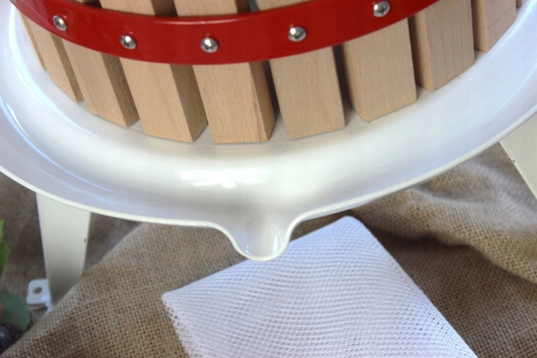 Cesta de haya y estructura estable