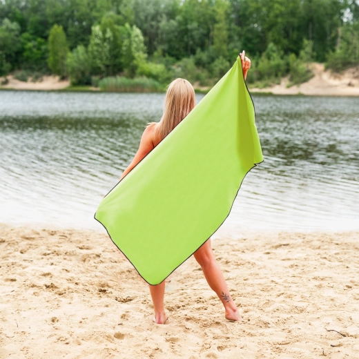 Versátil para fitness, playa y camping