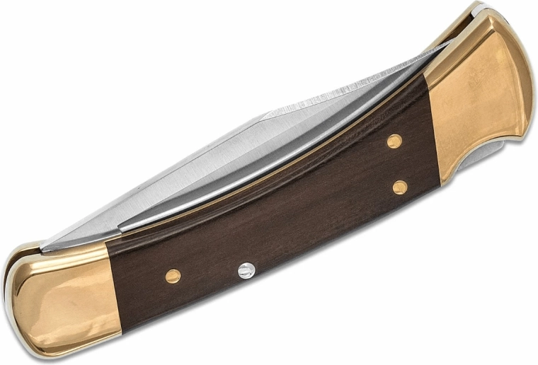 Elegante empuñadura de ébano y latón