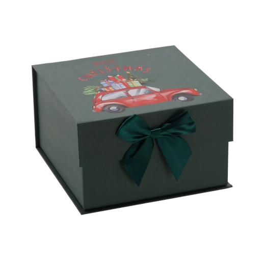 Caja de regalo navideña con forma de coche con lazo verde