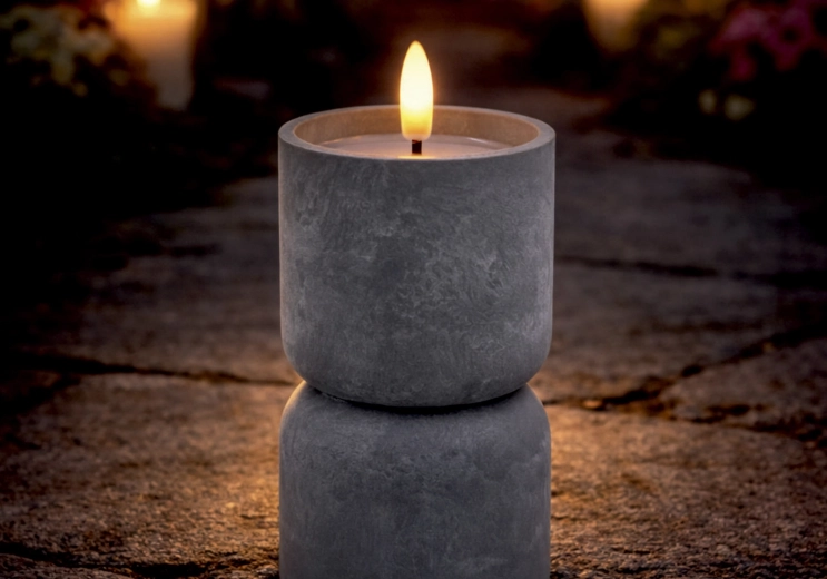 Vela LED con forma de reloj de arena con efecto hormigón 8 × 15 cm - 1 pieza