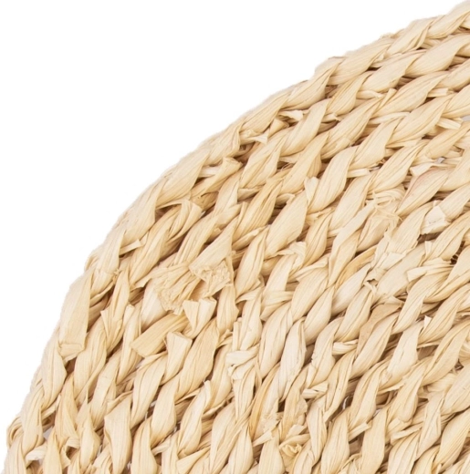 Material natural y trenzado a mano