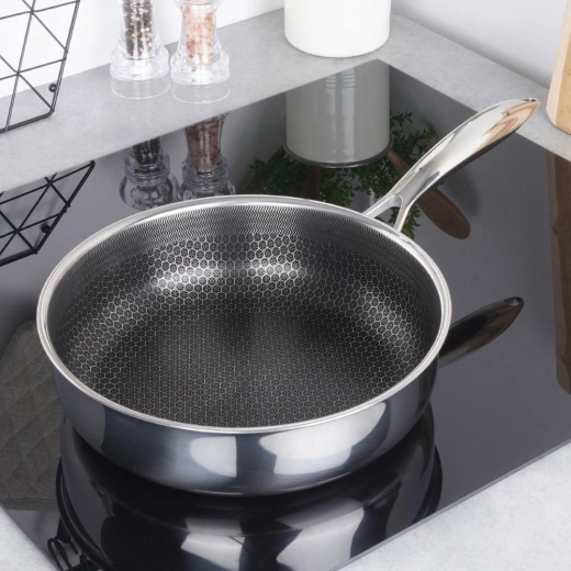 Compatible con todas las cocinas y apta para horno