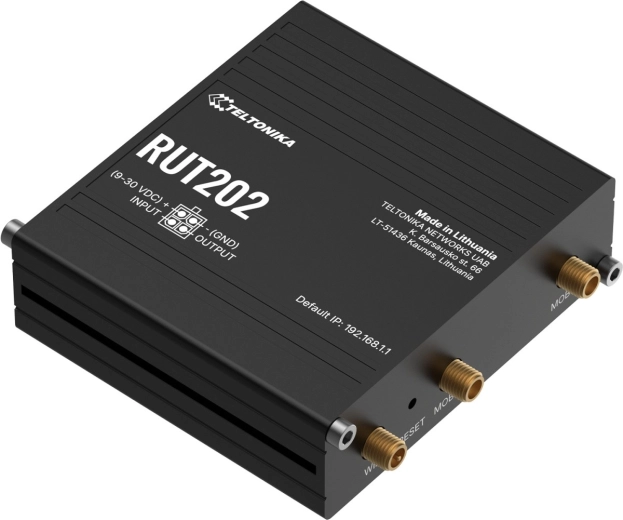 Conectores para antenas externas y chasis resistente