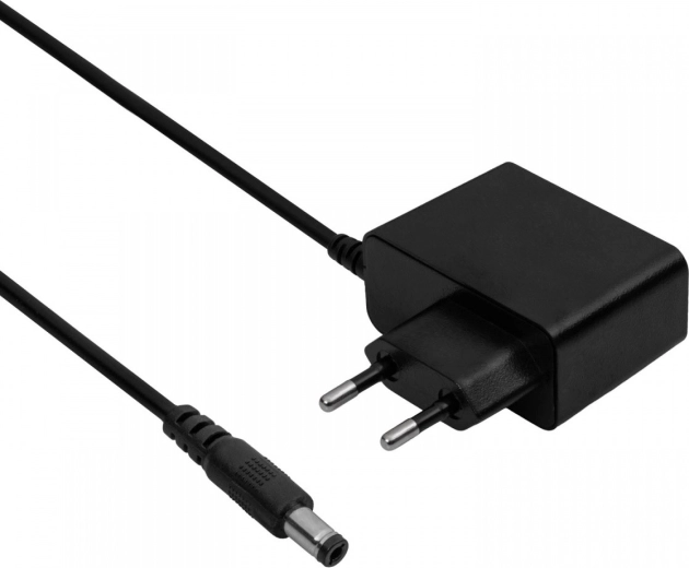 Tensión estable de 18 V para una carga cuidadosa
