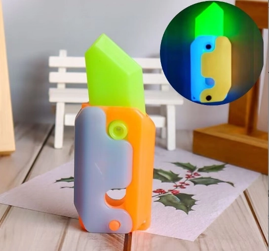 Cuchillo fluorescente de plástico para niños 11 × 4,5 cm