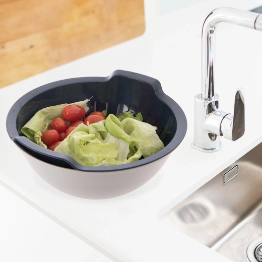 Trabajo fácil en el fregadero y en la encimera