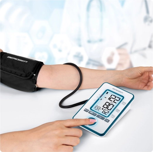 Medición con un solo botón y gran pantalla LCD
