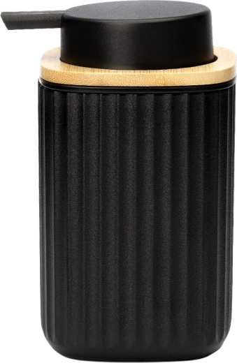 Negro mate moderno con detalle de bambú