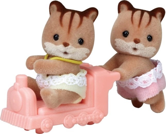 Sylvanian Families gemelos de ardilla avellana con trenecito