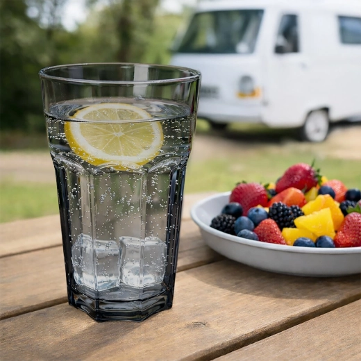 Vaso versátil para distintas bebidas