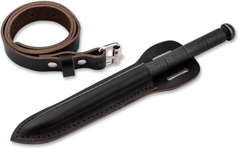 Funda de cuero con correa y hebilla