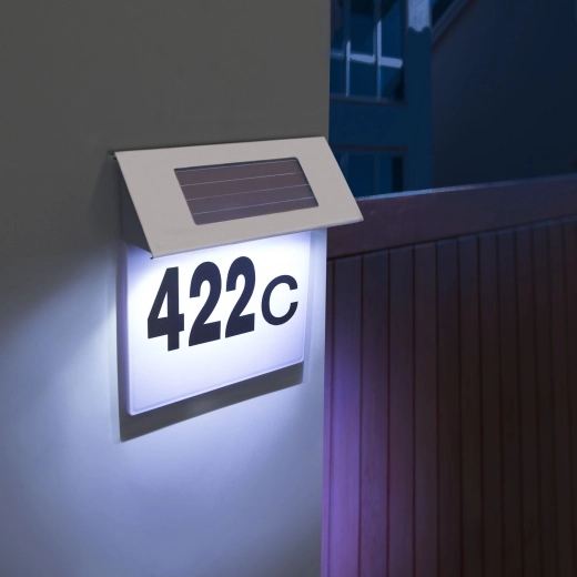 Iluminación solar para número de casa