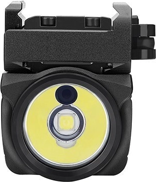 Luz LED de 600 lm y alcance de 130 m