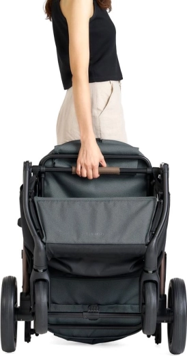 Plegado con una sola mano y fácil de transportar