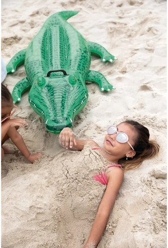 Ligero y compacto para las vacaciones junto al agua