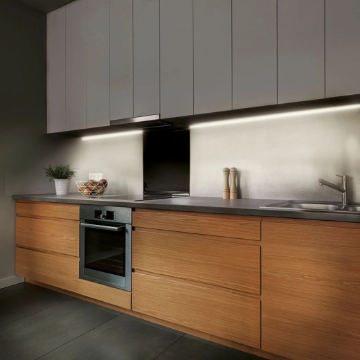 Ideal bajo la encimera de cocina y en estanterías