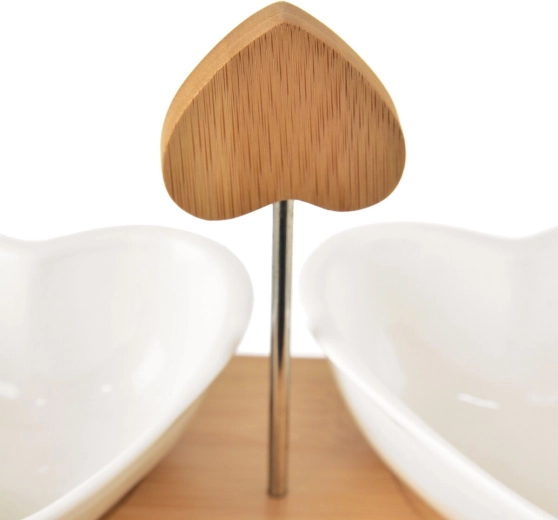 Bandeja de madera con asa para un transporte fácil