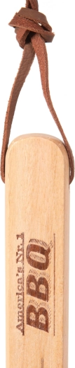 Mango de madera con orificio