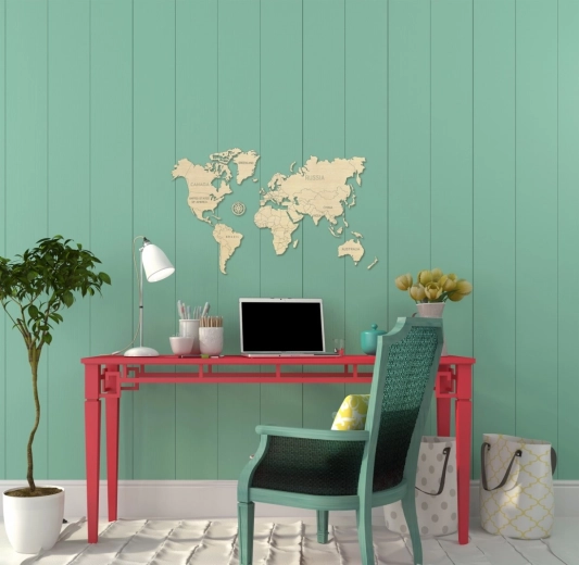 Decoración llena de recuerdos de viaje