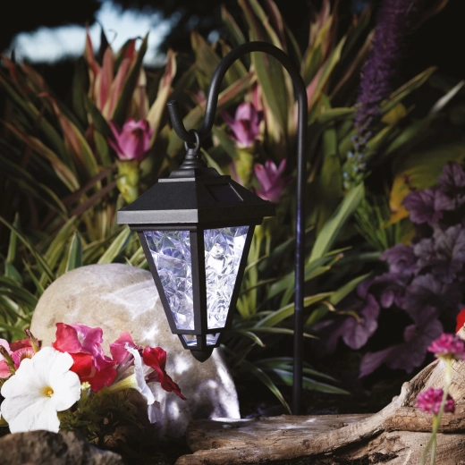 Iluminación automática del jardín
