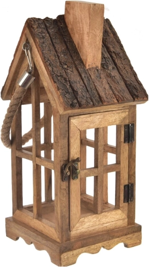 Farol de madera de mango y corteza con forma de casita