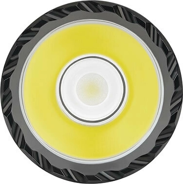 Potencia 1250 lm y alcance 240 m