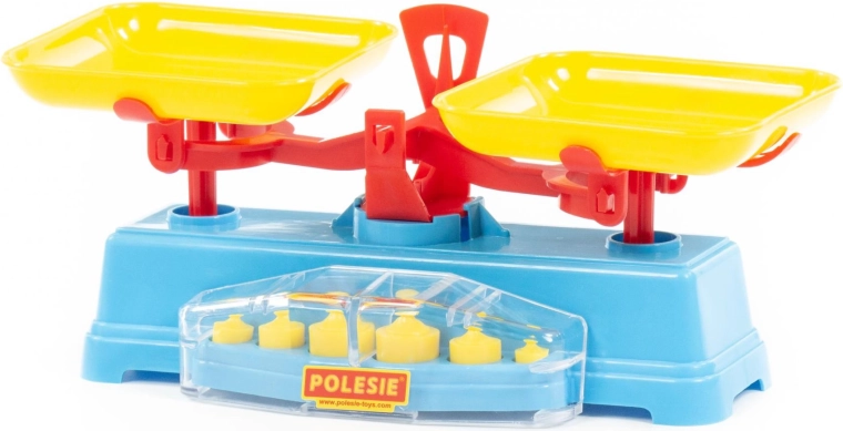 Juego de pesas en una caja práctica