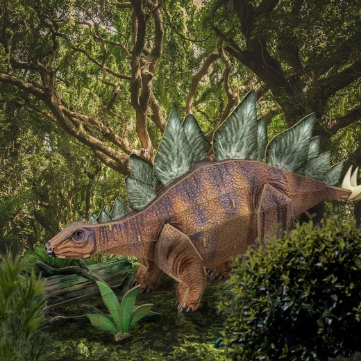 Modelo realista de estegosaurio