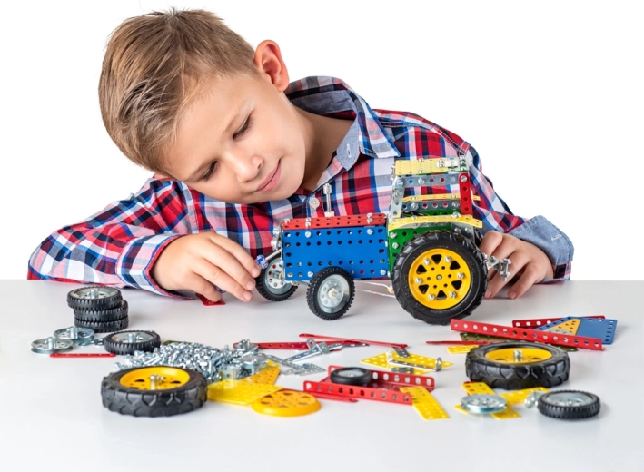 Diversión creativa para pequeños constructores