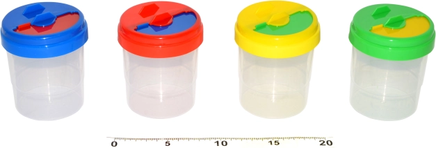 Vaso para agua con tapa hermética antiderrames para técnicas artísticas
