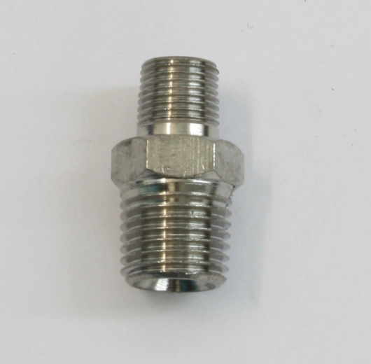 Adaptador de 1/4M a 1/8M