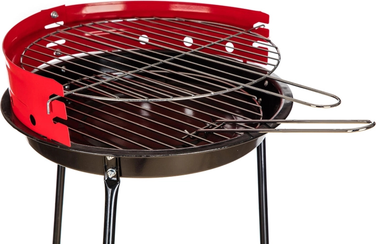 Parrilla cromada y pantalla cortaviento