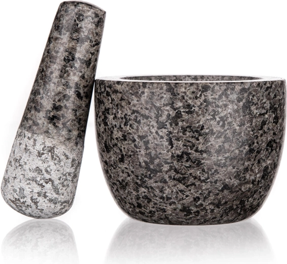 Práctico ayudante compacto para la cocina