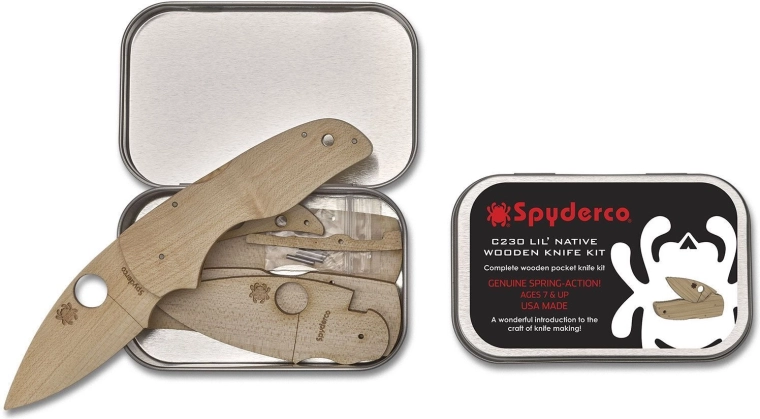 Kit de construcción de madera del cuchillo Spyderco Lil' Native en caja metálica