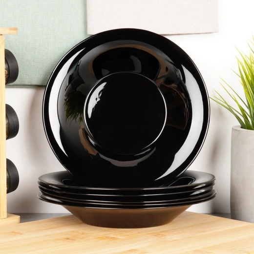 Elegante forma honda para sopas y pastas