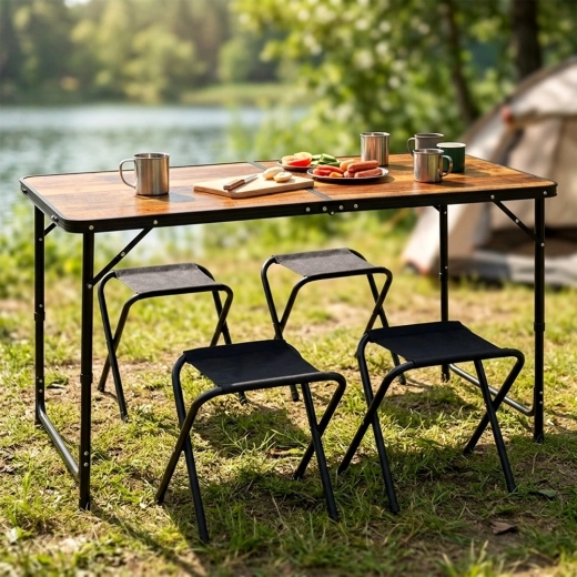 Set completo de camping: mesa + 4 taburetes