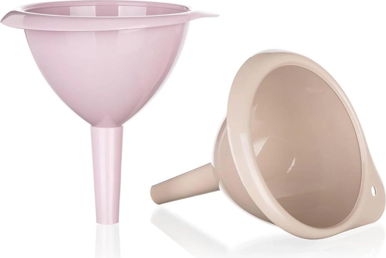 Pico estrecho para botellas con cuello pequeño