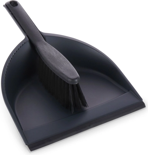 Recogedor negro con escobilla de plástico reciclado