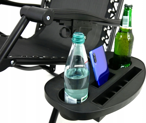 Mesa lateral para bebidas y teléfono