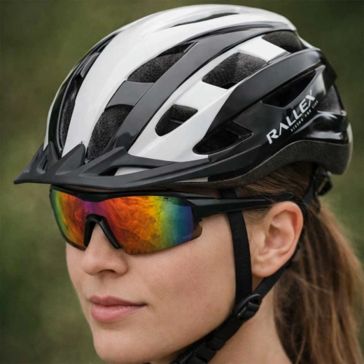 Visera integrada para mayor comodidad