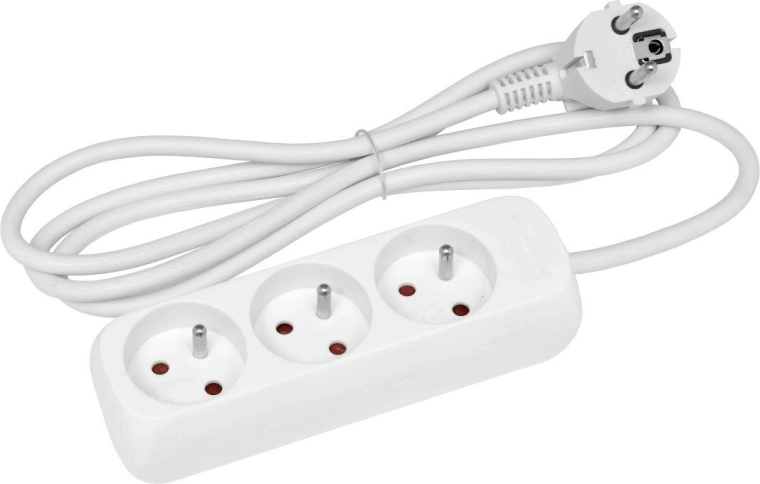 Cable alargador de 1,5 m con 3 tomas, blanco