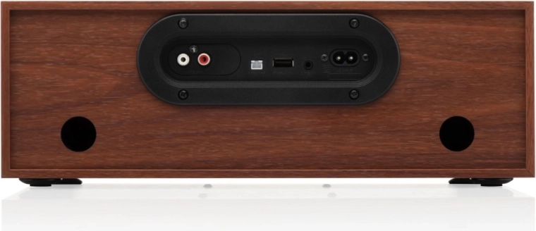 Digitalización de CD a USB y posibilidad de conectar altavoces externos